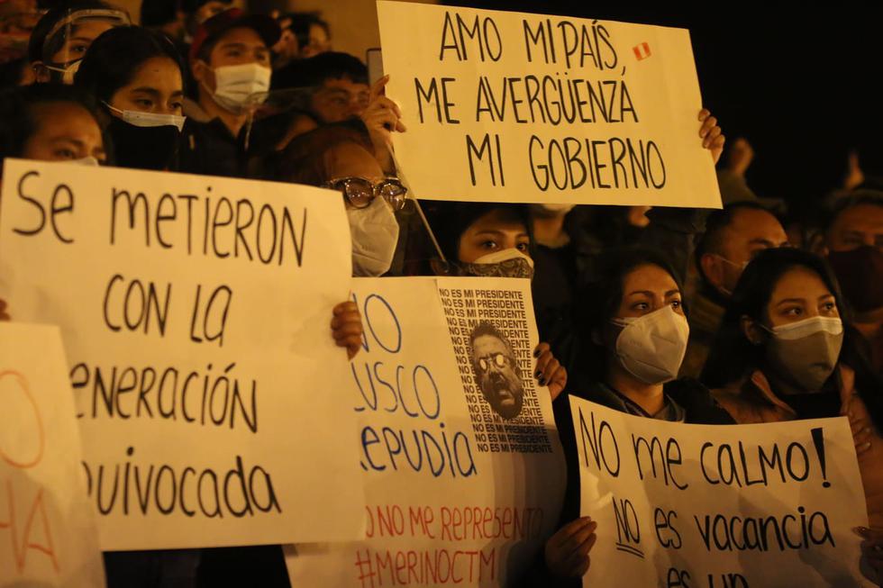 Jóvenes salieron a protestar contra Manuel Merino (Juan Carlos Sequeiros/ @photo.gec)