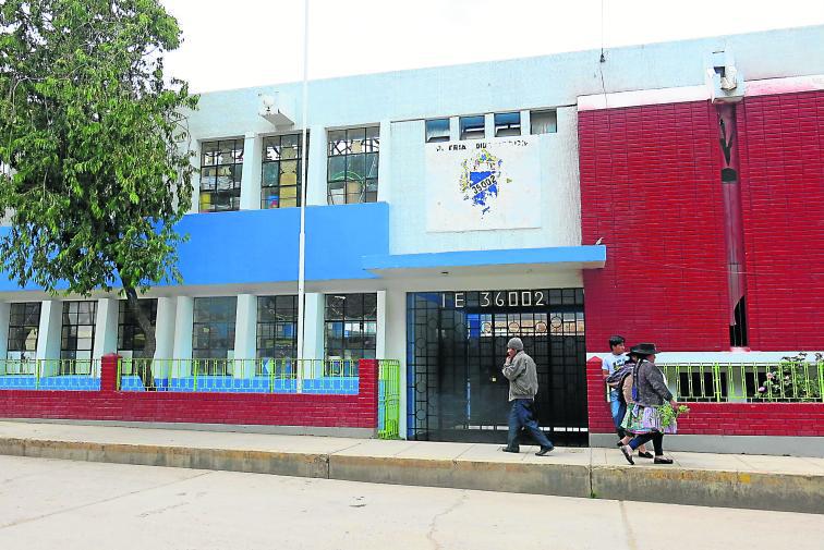 Atropellan a niño cerca a escuela