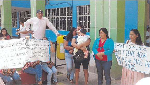 Santo Domingo exige inicio de obra de alcantarillado