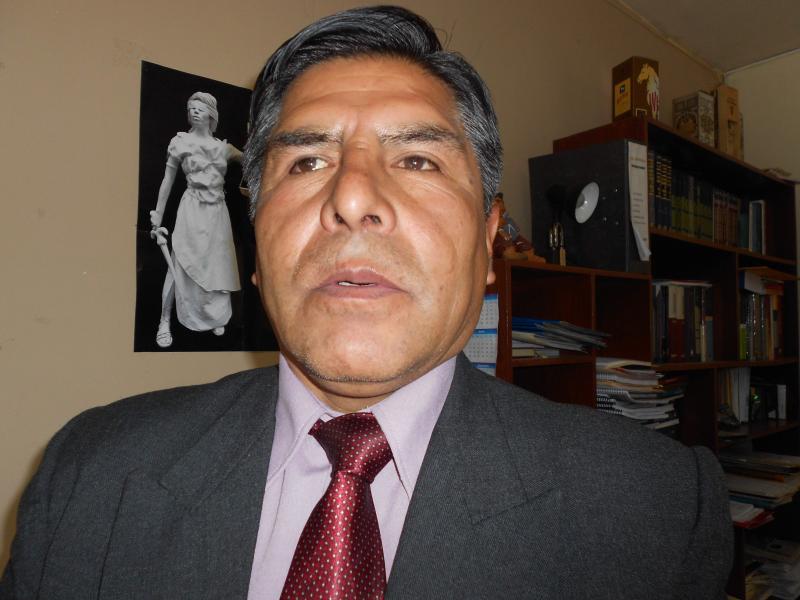 Consejero interpela  a gerente de Angaraes