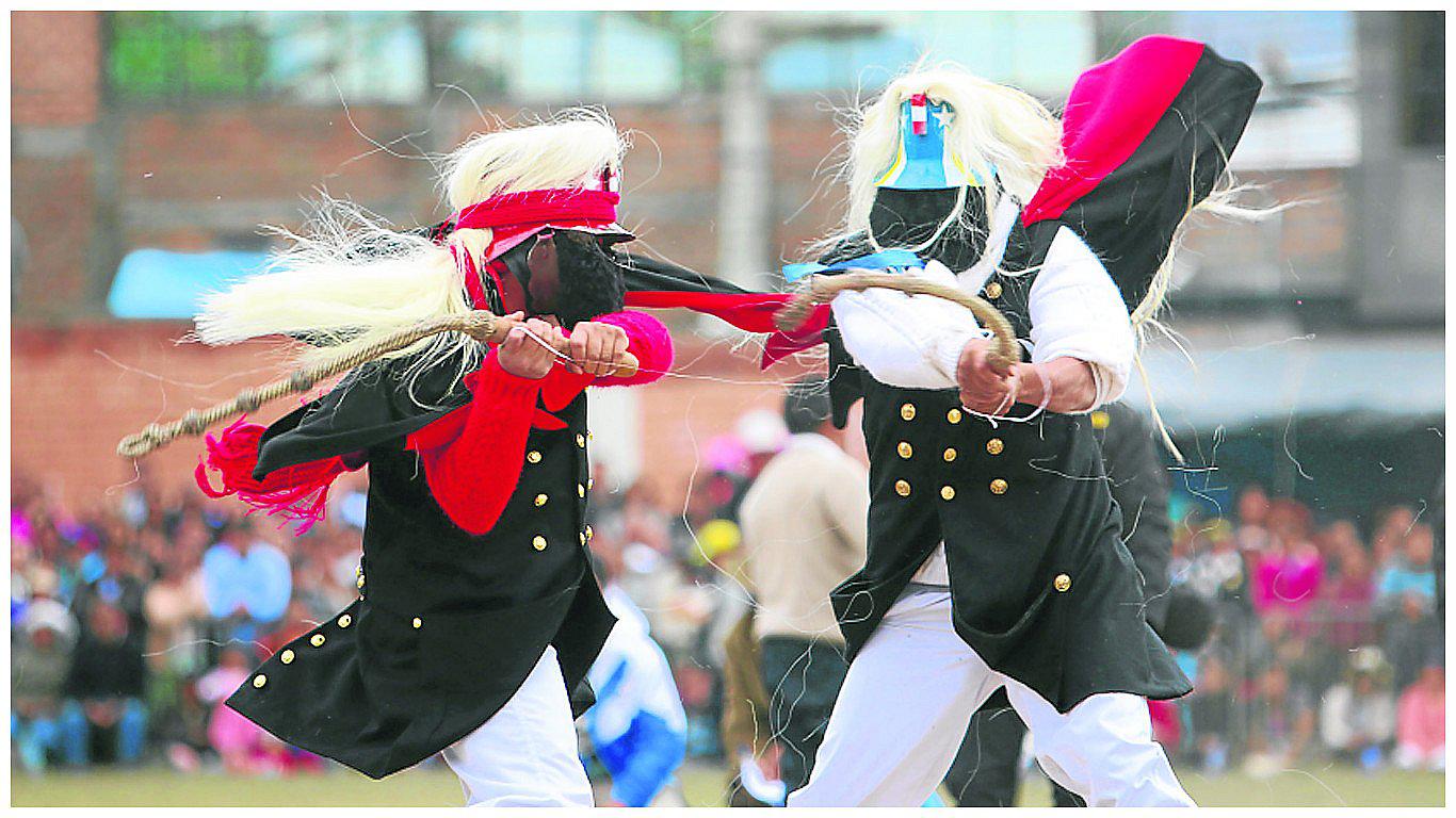 Chinchilpos y gamonales: Mira los enfrentamientos más encarnizados del sur de Huancayo (VIDEO)