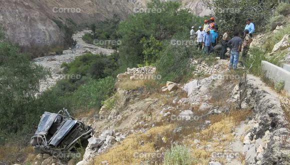 Moquegua: Siete muertos deja caída de camioneta en la carretera a Pocata