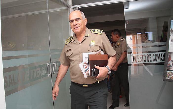 General PNP Enrique Blanco deja jefatura en Arequipa y pasa al retiro