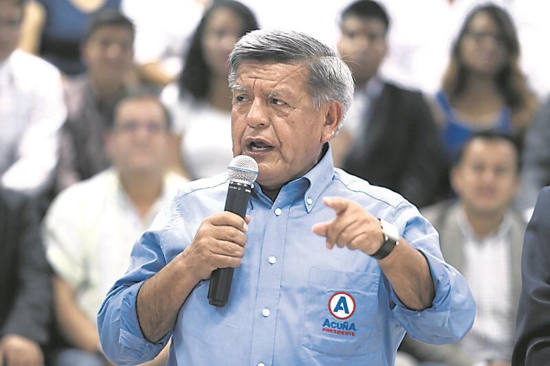 César Acuña: “Yo no tengo  la culpa de que los demás  no tengan universidades”