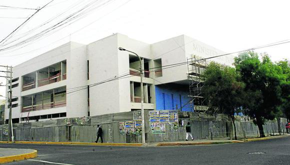 Arequipa: Local del Ministerio Público sigue sin concluirse
