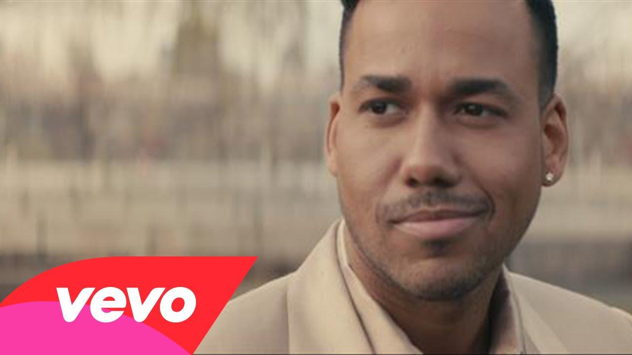 Romeo Santos: Fan se pasó de "cariñosa" con cantante [VIDEO]