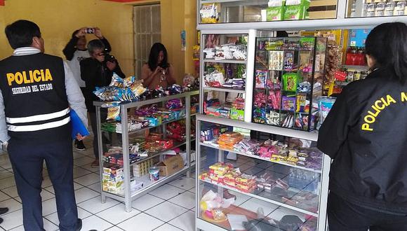 Media tonelada de productos “chatarra” decomisan en los cafetines de tres colegios