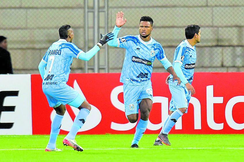 Binacional volteó el partido a Sao Paulo