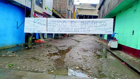 En Huancayo vecinos cierran pasaje para evitar contagios de COVID - 19