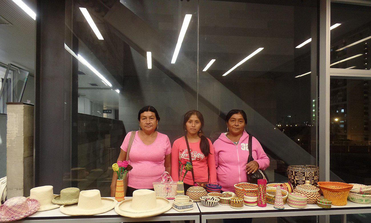 Piura: La Arena participó en el V Encuentro entre artistas, artesanos y diseñadores en Lima.  