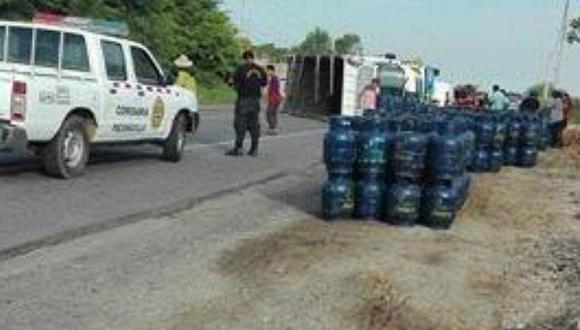 Chepén: Camión repartidor de gas se despista por Pacanguilla 