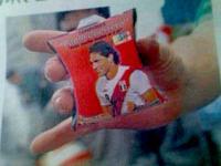 Lanzan preservativos con imagen de Paolo Guerrero