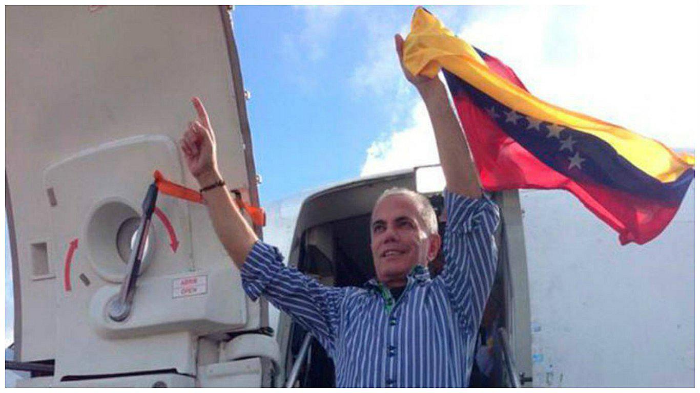 Venezuela: Opositor al chavismo salió de prisión pero le dieron arresto domiciliario