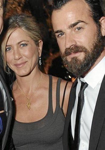 Ya convive con su "nuevo" novio en LA