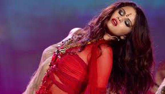Selena Gómez ofende a grupo Hindú por su atuendo en MTV Movies Awards