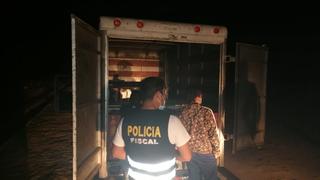 Policía Fiscal incauta contrabando de ropa y licores por S/ 140 mil