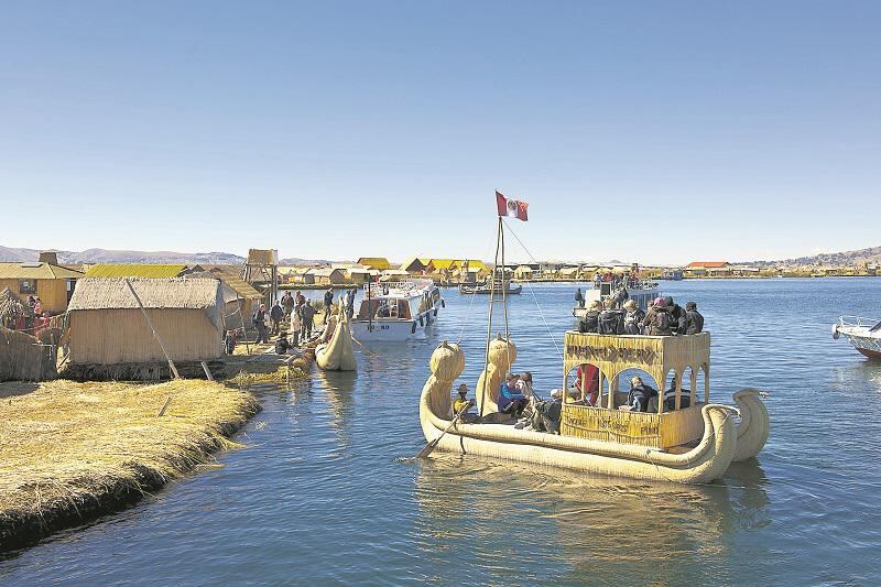 Lago Titicaca:  fuente de vida en peligro por la contaminación