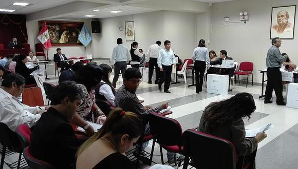 Abogados evalúan a 141 jueces y fiscales de Tacna