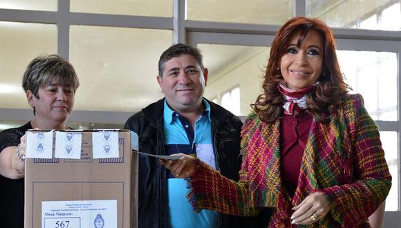 Elecciones en Argentina: Cristina Fernández llama a votar "con memoria" en histórica segunda vuelta
