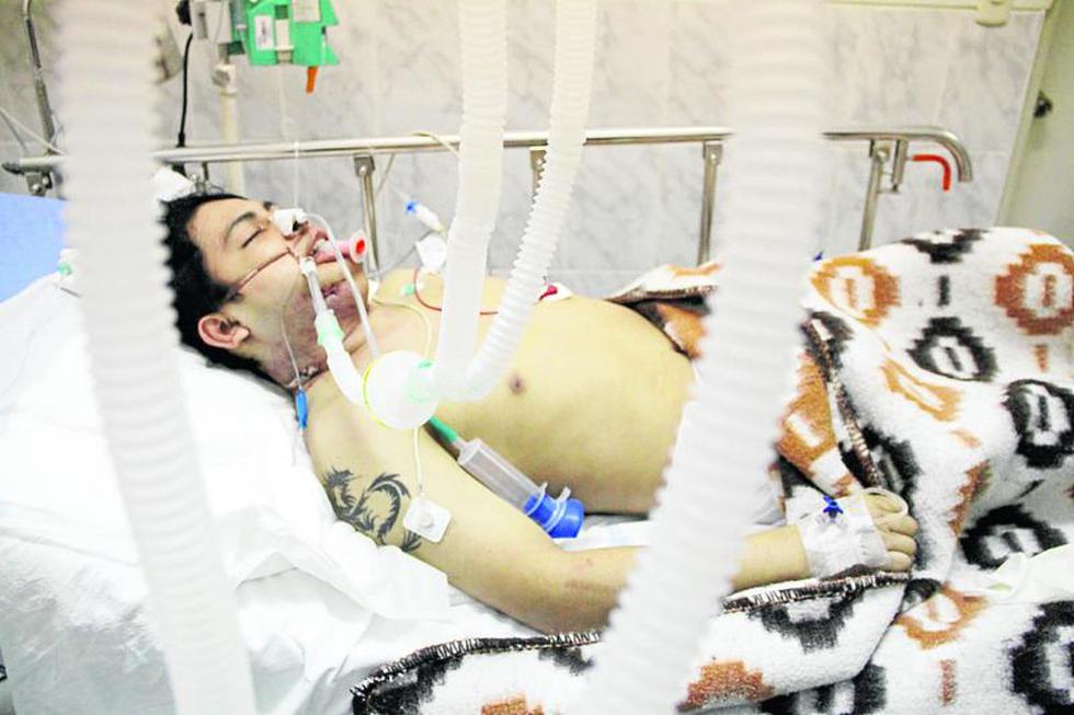 Sicarios atacan dentro de microbus