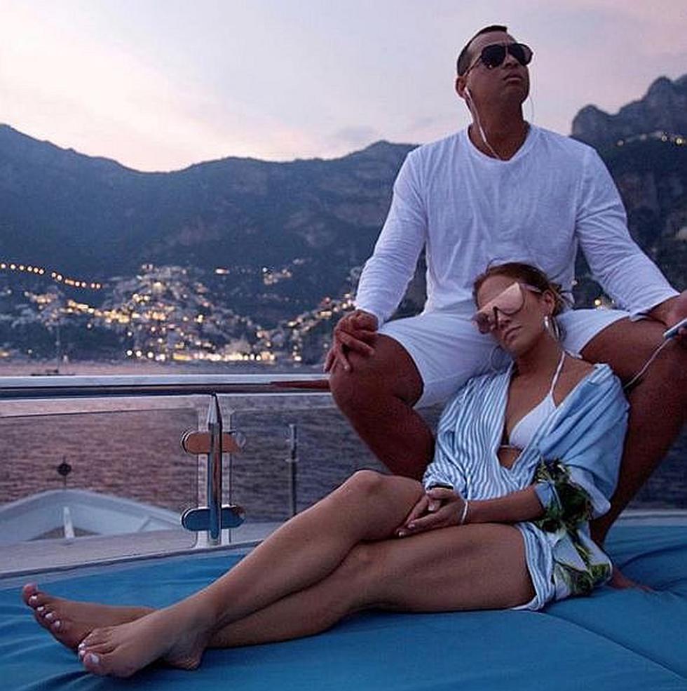 Jennifer López y Álex Rodríguez disfrutan de sus vacaciones de Italia (FOTOS)