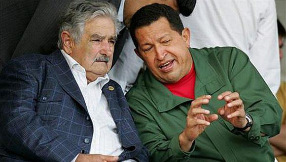 Maduro le responde a Mujica que sí "está loco" pero de "amor por Venezuela"