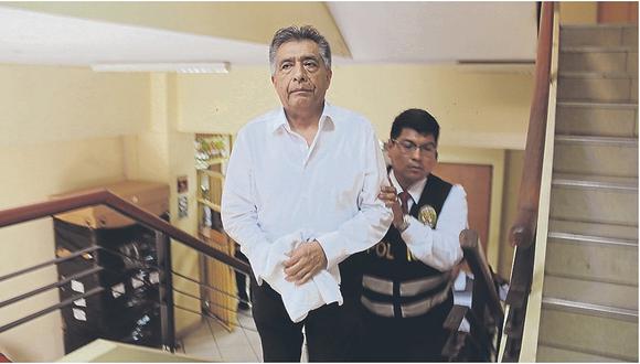 “El Moralista” revela que dos gerentes de la MPCh cobraron coima sin avisarle a Cornejo 