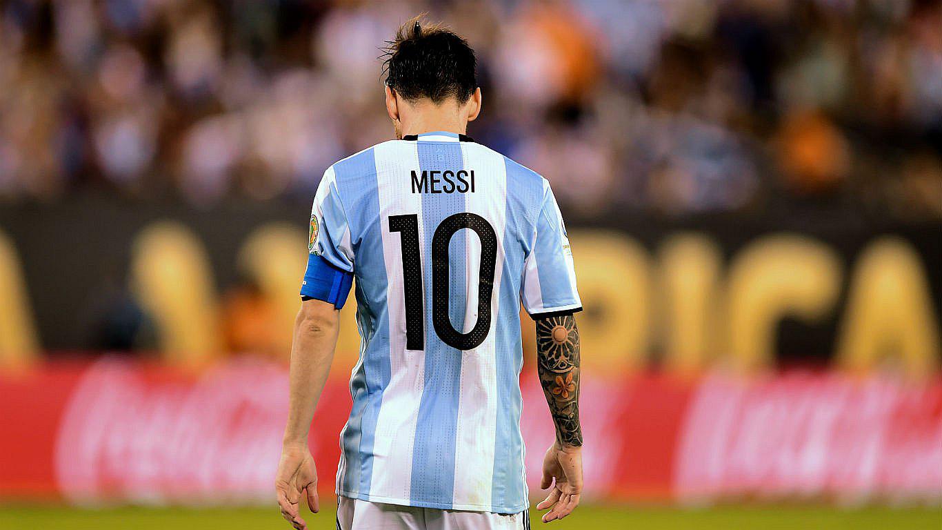 Mauricio Macri espera que Lionel Messi continúe en Argentina