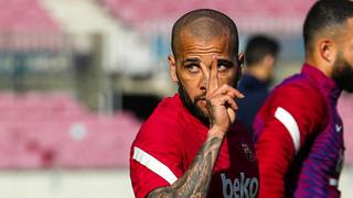 Dani Alves no jugará la Europa League con Barcelona: fue marginado de la lista de refuerzos