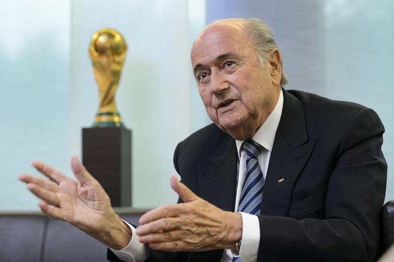 Joseph Blatter dice sentirse "confiado" de ser reelegido 