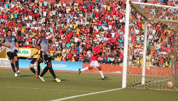 Aurich se impuso 1-0 a Alianza Lima y no se despega de los líderes