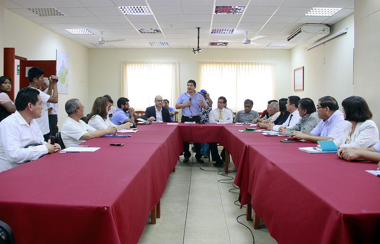 Australianos muestran una vez más interés en solucionar sequía en el sur