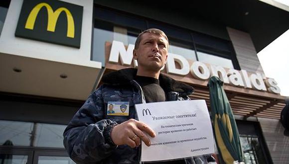 Rusos piden salida de McDonalds de su país: "Nos envenenan"
