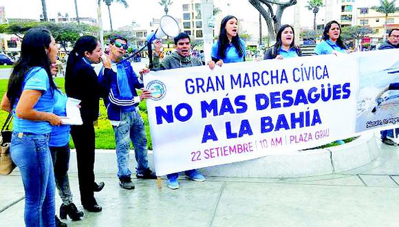Chimbote: Marchan para exigir no más desagües a la bahía 