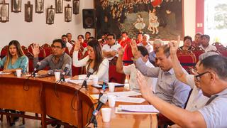 Concejo provincial de Tacna se divide por pedido de suspensión contra regidor