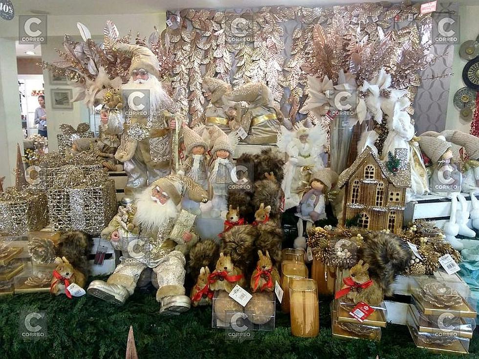 Los colores turquesa y morado la novedad para Navidad(FOTOS)