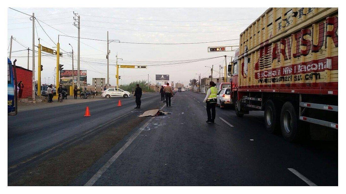 Albañil pierde la vida tras ser arrollado por un tráiler