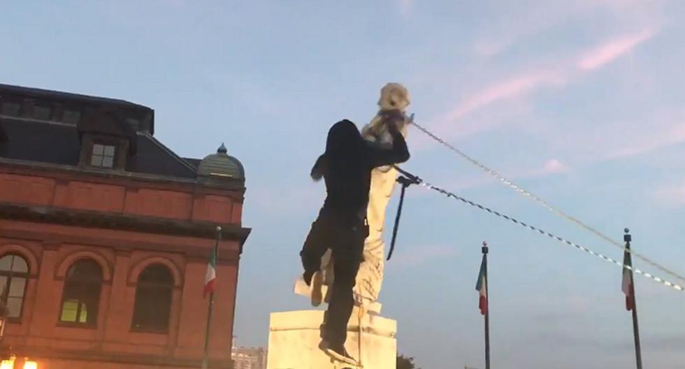 Un grupo de manifestantes derribaron anoche la estatua de Cristóbal Colon en Baltimore. (Foto: Captura Twitter)