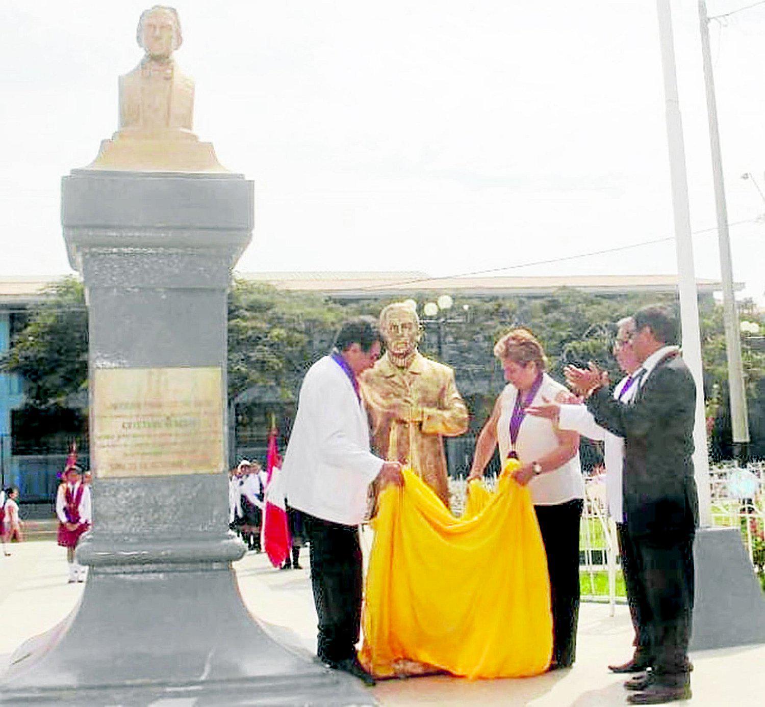 Donan monumento de Cayetano Heredia