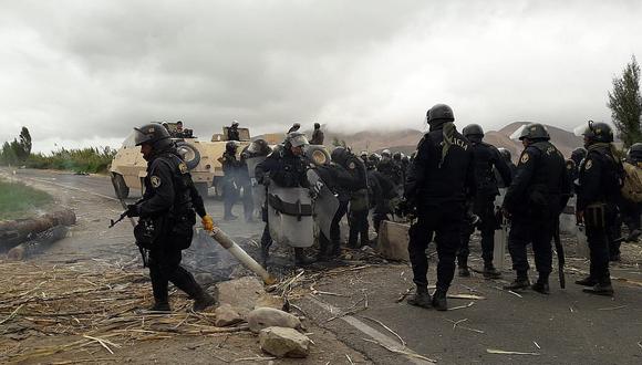 ​Cuatro policías heridos deja enfrentamiento con pobladores en Chucarapi