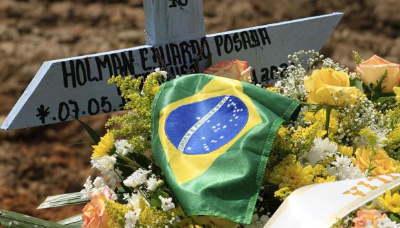 El país sudamericano es el segundo país del mundo con más muertos por el COVID-10, solo por detrás de Estados Unidos con 545.282 casos, según datos de la Universidad Johns Hopkins. (Foto: AFP)