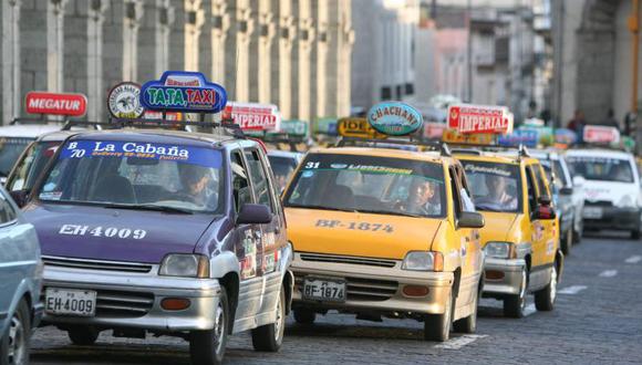 Lanzan campaña "Envía la placa" para identificar falsos taxistas