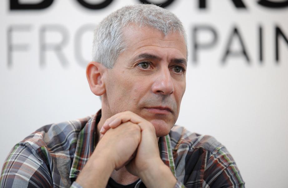 Poeta José Ovejero asegura que si no fuera escritor, sería actor