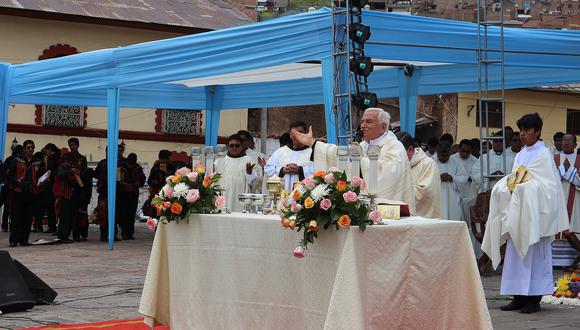 Llaman a la unión durante la misa por el día central de la virgen de la Candelaria
