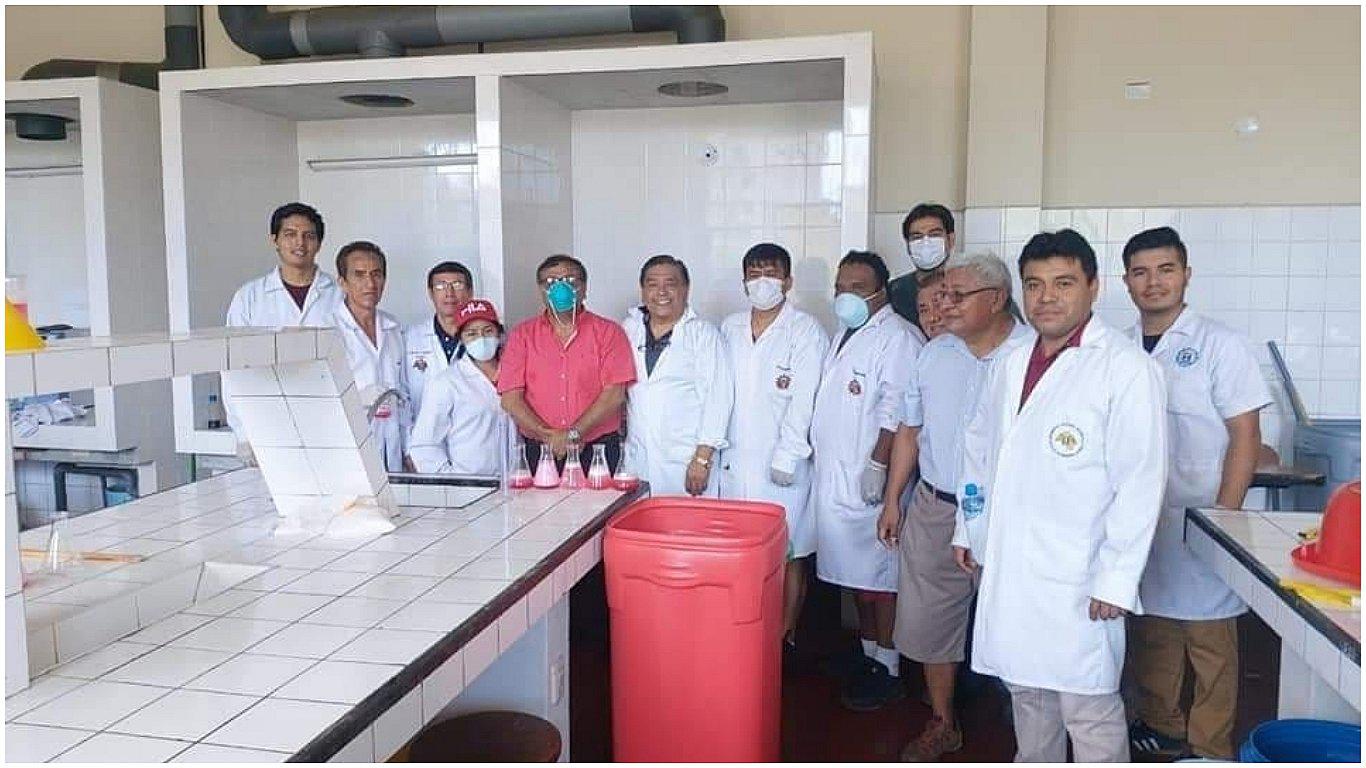 ​UNT elaboró los primeros mil litros de jabón líquido 