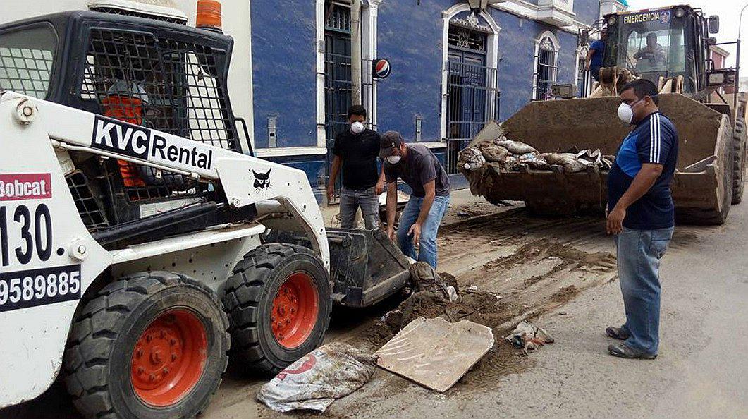 La Libertad: Más de 220 mil m3 de escombros erradican para recuperar vías