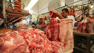 EE.UU: Trump ordena que plantas procesadoras de carne continúen laborando