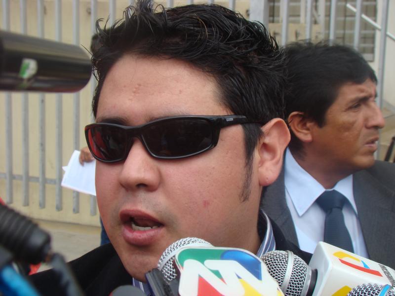 Lucho Cuéllar responde a Katty García:  Ya señorita, ¡corte la soga ya! 