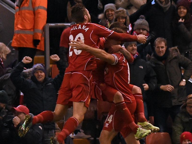 Premier League: Liverpool goleó 4-1 al Swansea y terminó el 2014 con una sonrisa