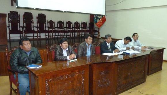 Alcaldes de Moquegua elevan pronunciamiento sobre petroquímica